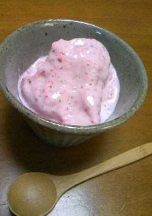いちごのシェイク-レシピのメイン写真