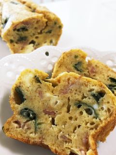 チーズベーコンとほうれん草のケークサレ-レシピのメイン写真