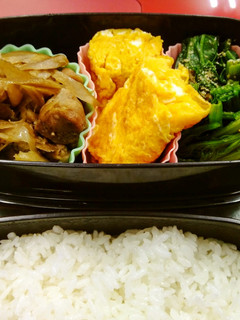 鶏牛蒡と甘い卵焼きのお弁当-レシピのメイン写真