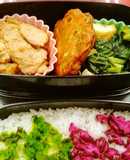 鶏の味噌漬けと小松菜の炊いたんのお弁当