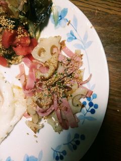 レンコンとベーコンのバター炒め✨☺⛄☕-レシピのメイン写真