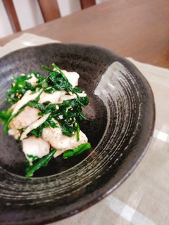 *茹で鶏と春菊の甘くない ごま和え*-レシピのメイン写真