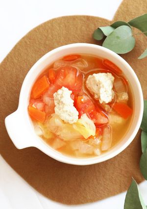 【離乳食完了期】鶏だんごとトマトのスープ-レシピのメイン写真