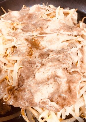 豚肩ロースともやしのタジン鍋-レシピのメイン写真