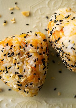 シャン　魚・トマト・ポテトおにぎり-レシピのメイン写真