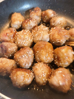 豚コマボール♡甘酢ゴマダレ焼き-レシピのメイン写真