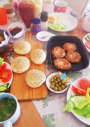 ランチ☀️にハンバーガー屋さんゴッコ☺️-レシピのメイン写真