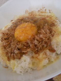 簡単朝ごはん☆アレンジたまごかけごはん-レシピのメイン写真