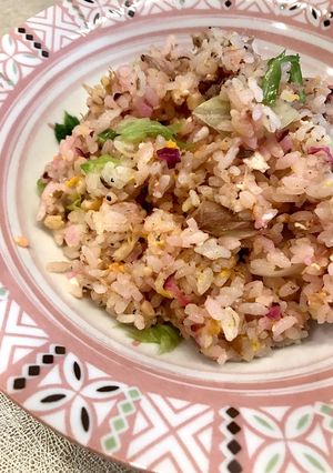 鯖缶としば漬けで♪レタスチャーハン-レシピのメイン写真