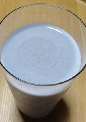 ブルーベリー牛乳-レシピのメイン写真