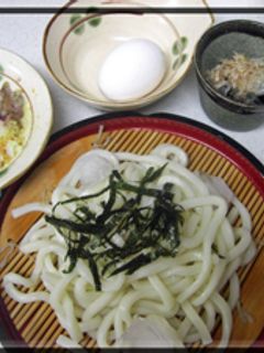 ♬生卵で食べるつけうどん-レシピのメイン写真