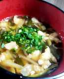 牛もつの煮込み鍋風醤油スープ