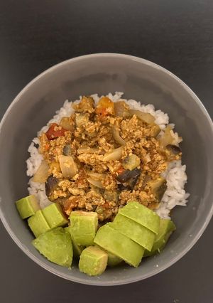 夏野菜とアボカドのキーマカレー-レシピのメイン写真