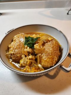 とろ~っポテトコロッケのたまごとじ煮-レシピのメイン写真