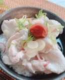 冷しゃぶと梅干しの冷やし茶漬け