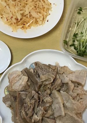 あるもので作るポッサム(茹で豚の葉包み)-レシピのメイン写真