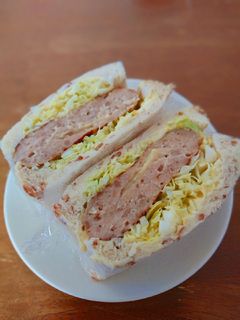 チーズINハンバーグサンドイッチ-レシピのメイン写真