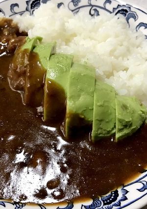 お手軽ランチ！アボカドカレー-レシピのメイン写真