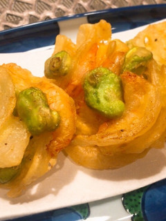 そら豆と新玉ねぎとプリプリえびのかき揚げ-レシピのメイン写真