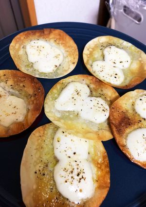 余った餃子の皮で！おやつ感覚でどうぞ♪-レシピのメイン写真