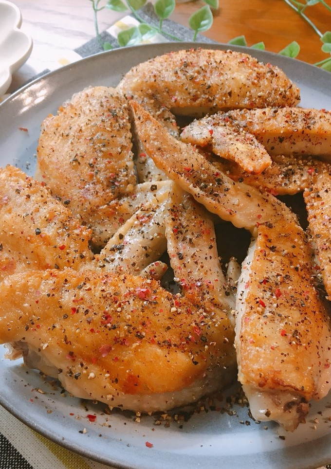 うちの定番♡たっぷり黒胡椒の塩焼き手羽先-レシピのメイン写真