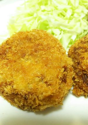ｻｯｸｻｸ～キャベツたっぷりメンチ♪-レシピのメイン写真