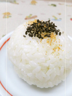 塩むすびに 一味と胡麻。-レシピのメイン写真