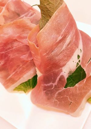 巻くだけの簡単生ハム巻きおにぎり-レシピのメイン写真
