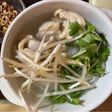 生もやしとパクチーで作る鶏肉のフォー