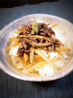 フライパンで♬ひき肉とゴボウのひつまぶし-レシピのメイン写真