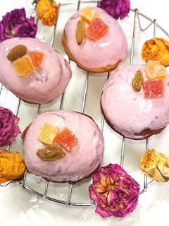ホットケーキミックスストロベリードーナツ-レシピのメイン写真