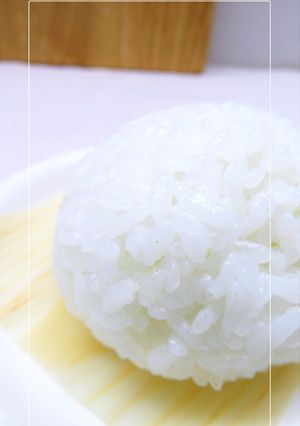 わが家の塩むすび~ふんわりやわらか仕立て-レシピのメイン写真