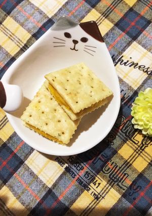 幼児のおやつ かぼちゃクラッカーサンド-レシピのメイン写真