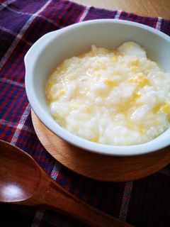 風邪にはこれ!食がススムたまごがゆ-レシピのメイン写真