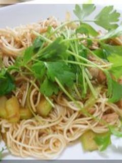 セロリと白ネギとツナの焼きそうめん-レシピのメイン写真