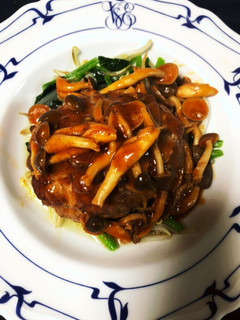 きのう何〜煮込みハンバーグ-レシピのメイン写真