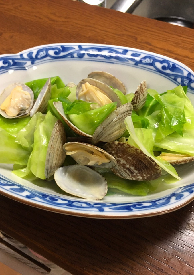 ★簡単★あさりと春キャベツのワイン蒸し-レシピのメイン写真