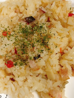 洋風炊き込みご飯♪冷蔵庫にあるもので★-レシピのメイン写真