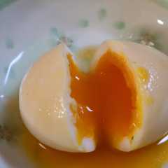 รูปของ トロ～リ美味しい♪カンタン半熟卵