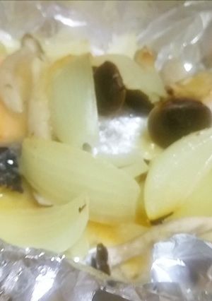 アルミホイルで鮭ちゃんちゃん焼き♪-レシピのメイン写真
