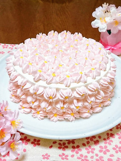 ✿桜満開✿桜と苺のショートケーキ-レシピのメイン写真