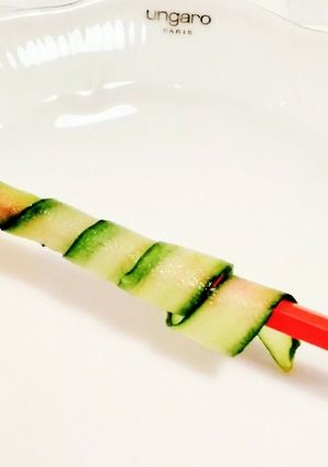 クルクルキュウリの斜め飾り(箸で時短♪)-レシピのメイン写真