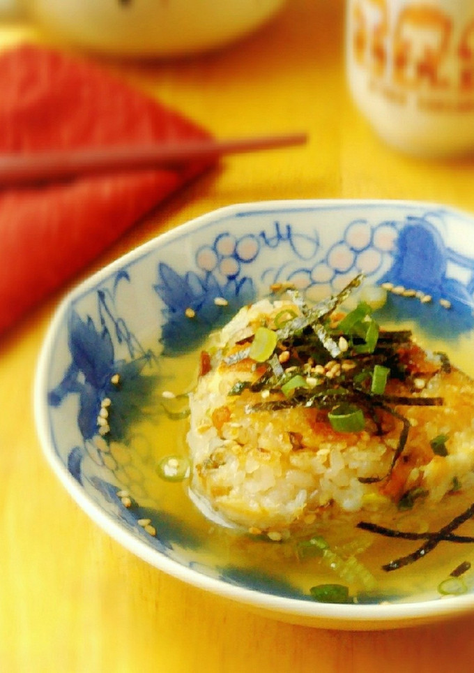 こんがりネギ鯖焼きおにぎりの茶漬け-レシピのメイン写真