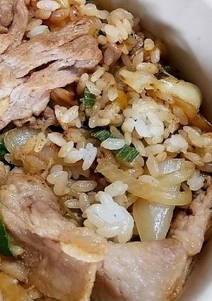 焼肉のタレで！簡単卵なしチャーハン-レシピのメイン写真