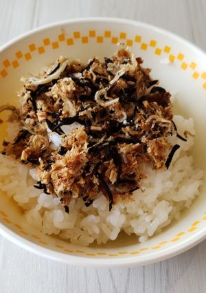 簡単給食 ひじき甘辛ふりかけ-レシピのメイン写真