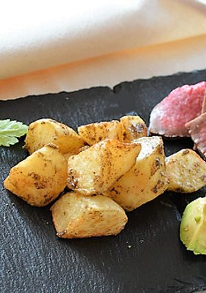 こく旨・辛い、禁断の黒いフライドポテト♪-レシピのメイン写真