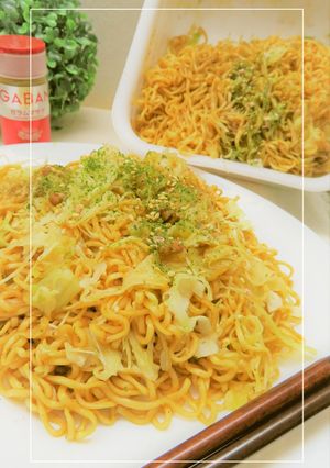 休日らんち。　ｷｬﾍﾞﾂたっぷり焼きそば-レシピのメイン写真