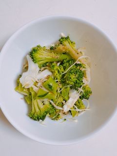 ブロッコリーとキャベツの胡麻和えサラダ-レシピのメイン写真