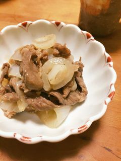 牛肉と玉ねぎのオイスターソース炒め☻-レシピのメイン写真