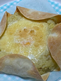 餃子の皮をベースに玉子pizza?-レシピのメイン写真